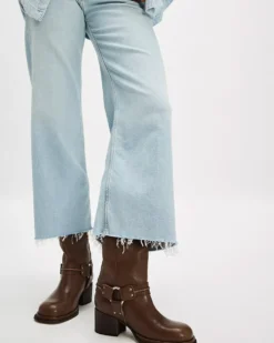 Anok Harness Boot - Smoky Quartz Leather