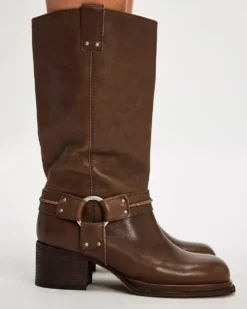 Anok Harness Boot - Smoky Quartz Leather