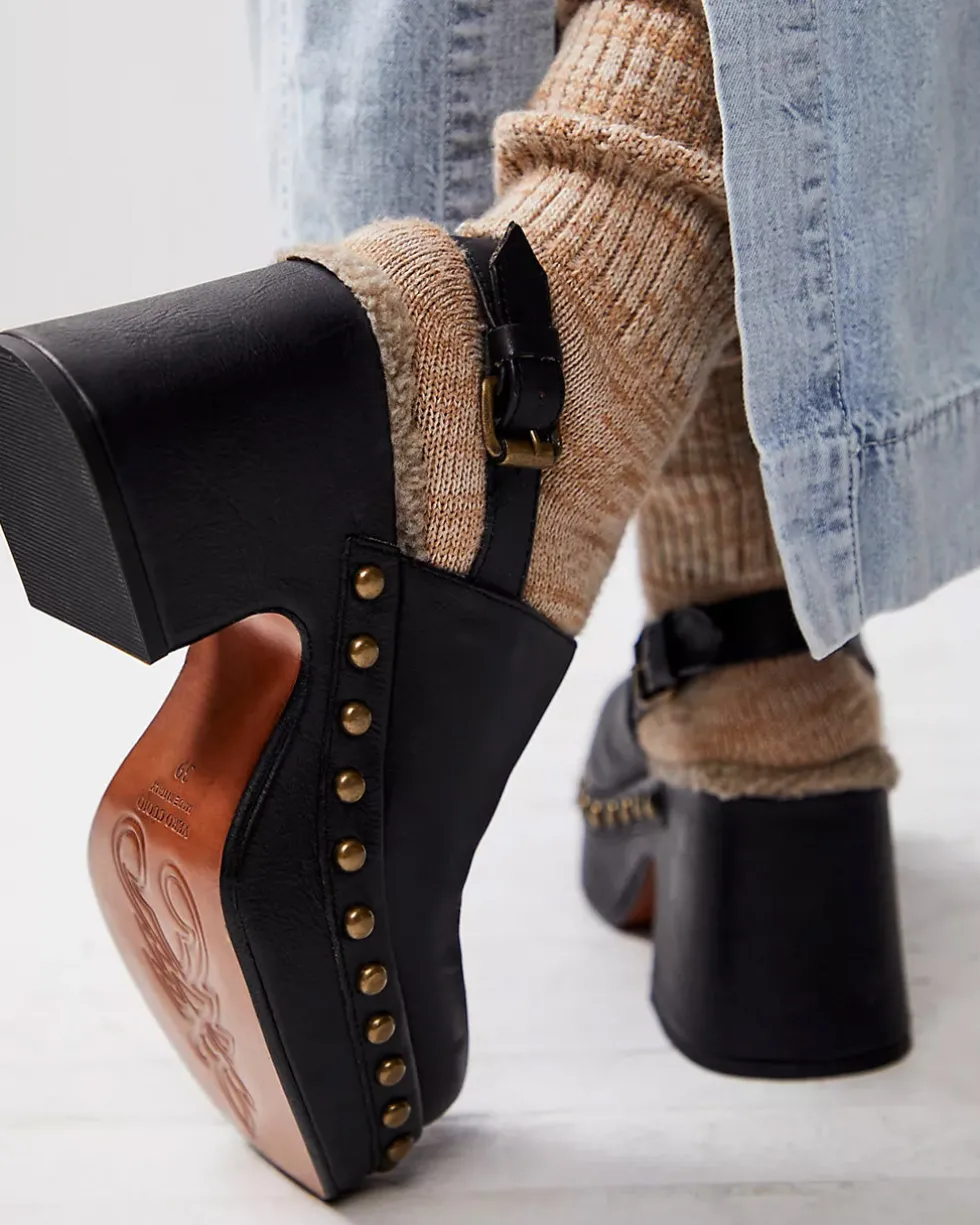 Autumn Studded Platform Clog - Black