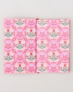 Classic 17-Month Academic Planner - Bonjour