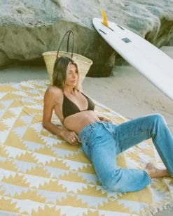 Daydream Driftweave Beach Blanket - Curry
