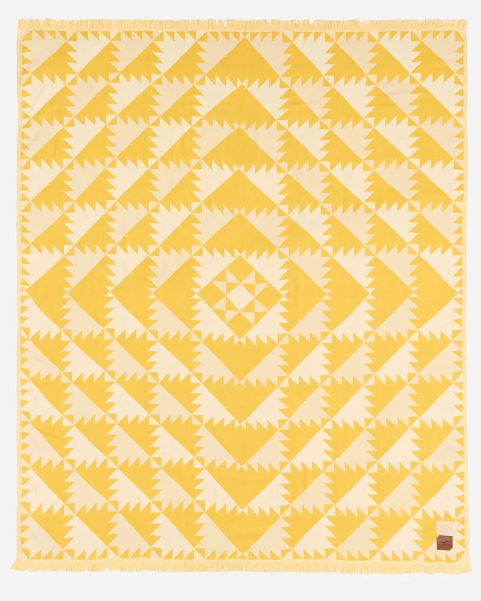 Daydream Driftweave Beach Blanket - Curry