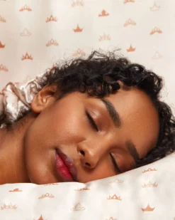 Disney x Kitsch Satin Pillowcase - Desert Crown
