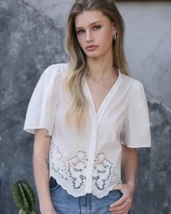 Embroidered Scallop Hem Puff Sleeve Blouse - White