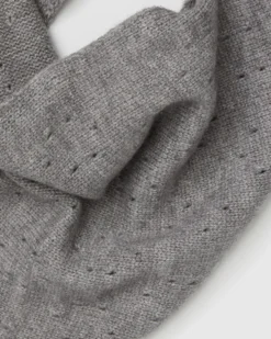 Essential Triangle Scarf - Grey
