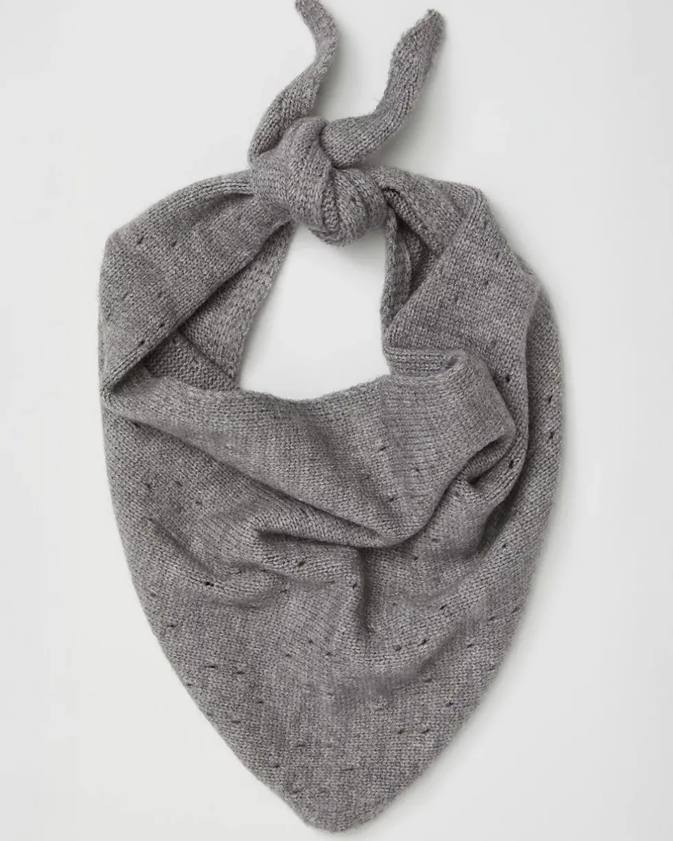 Essential Triangle Scarf - Grey