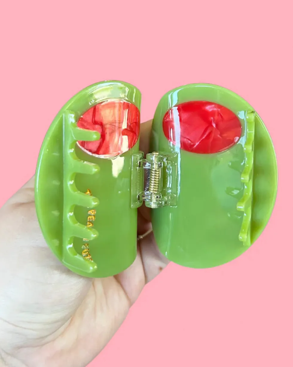 Jumbo Stuffed Olive Hair Claw
