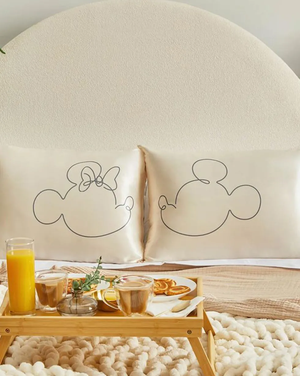 Kitsch x Mickey and Minnie Satin Pillowcase - Mrs. Mouse