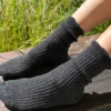 Linen Scallop Socks - Charcoal