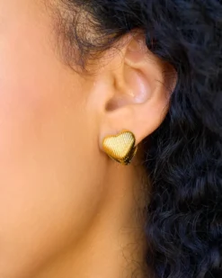 Loveline Huggie Hoops