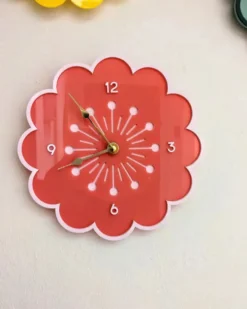 Retro Daisy Wall Clock - Pink