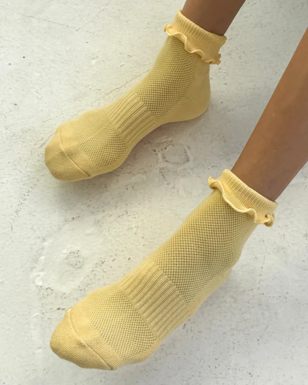 Ruffled Hugger Crew Socks - Banana Cream