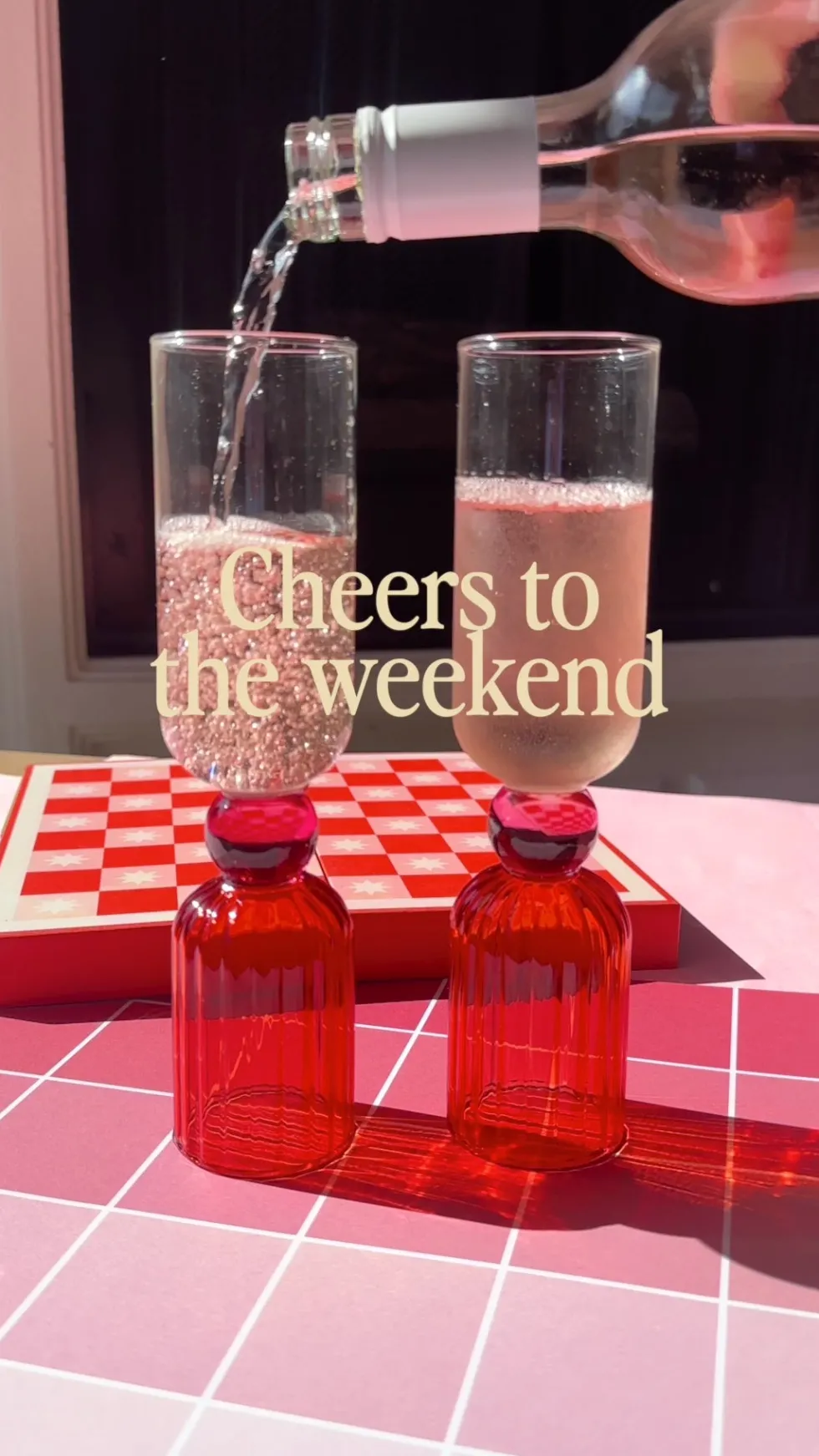 Tipsy Turvy Bar Glass Set - Pink